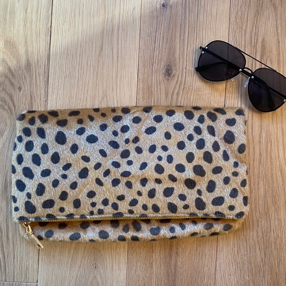 Spotted fold over clutch